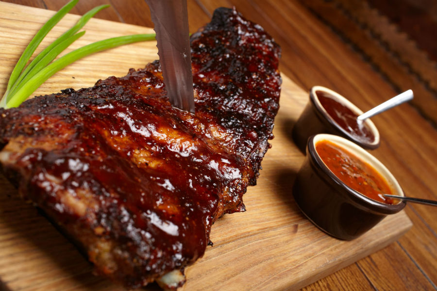 Texas House- Costillas St. Louis  1kg de carne/100gr de salsa